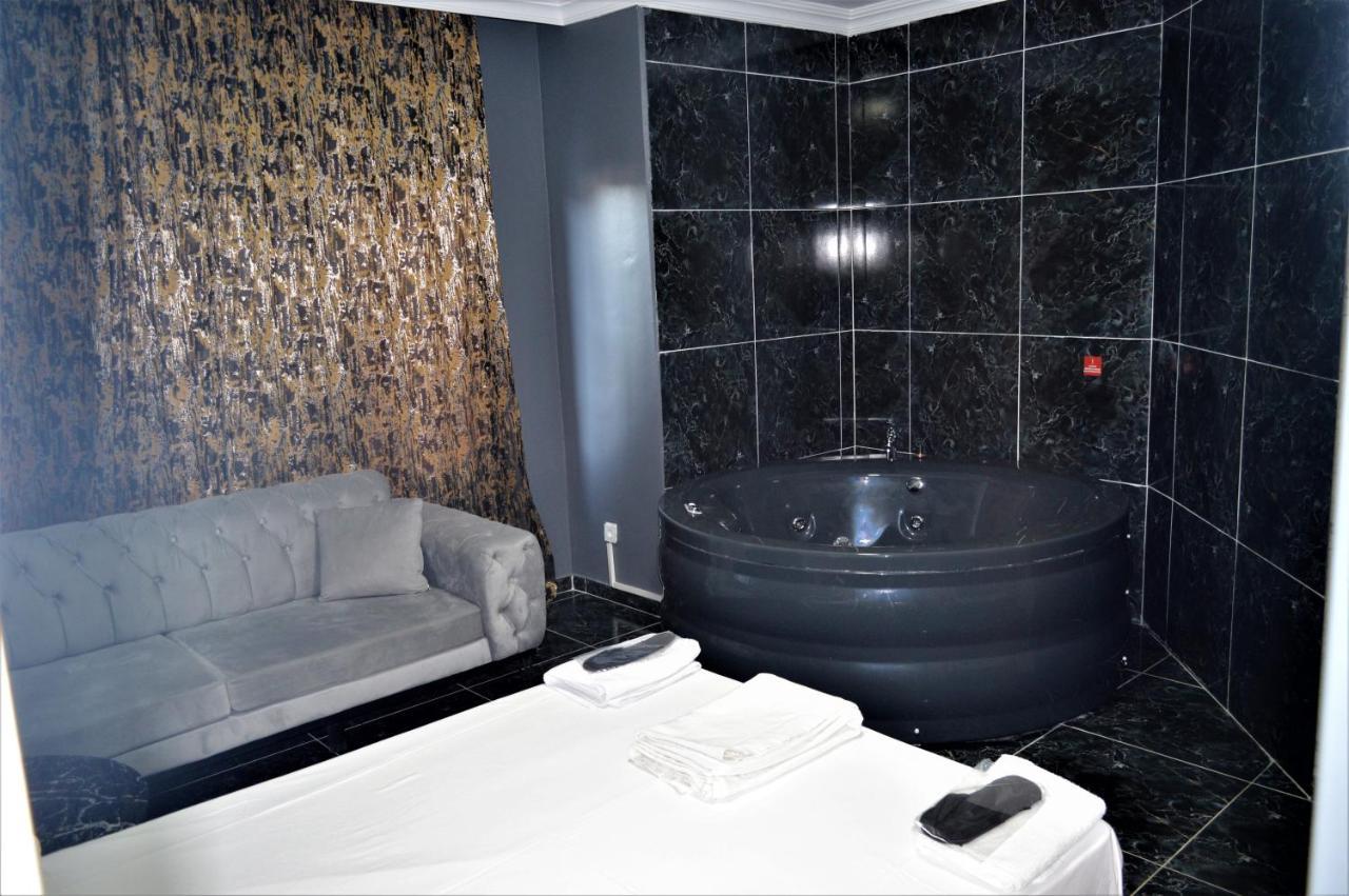 Vip Suit Otel Стамбул Экстерьер фото